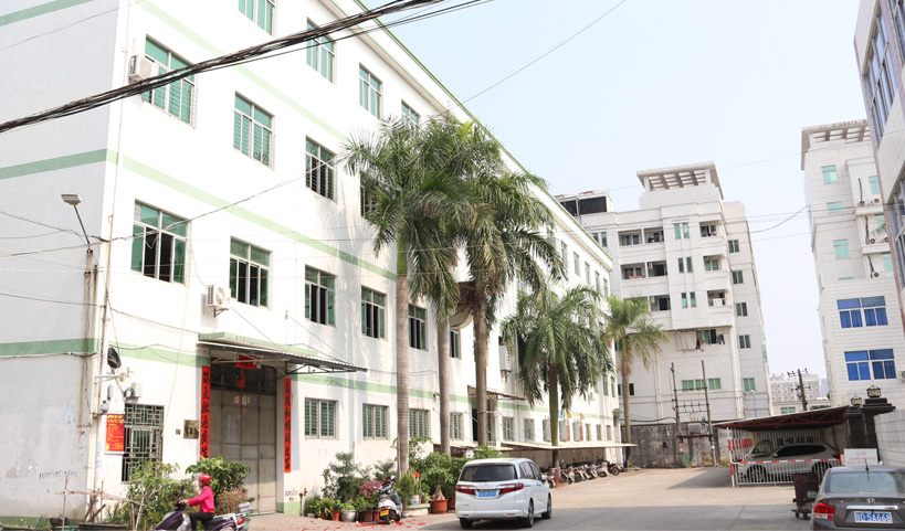 Shantou Chaoyang Heping Laiya Makeup Instrument Factory Lip Gloss Tubes