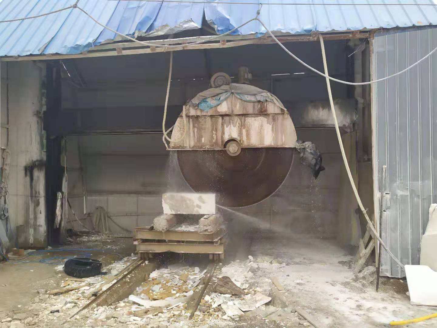 Quyang Shengye Stone Carving Factory factory image 2