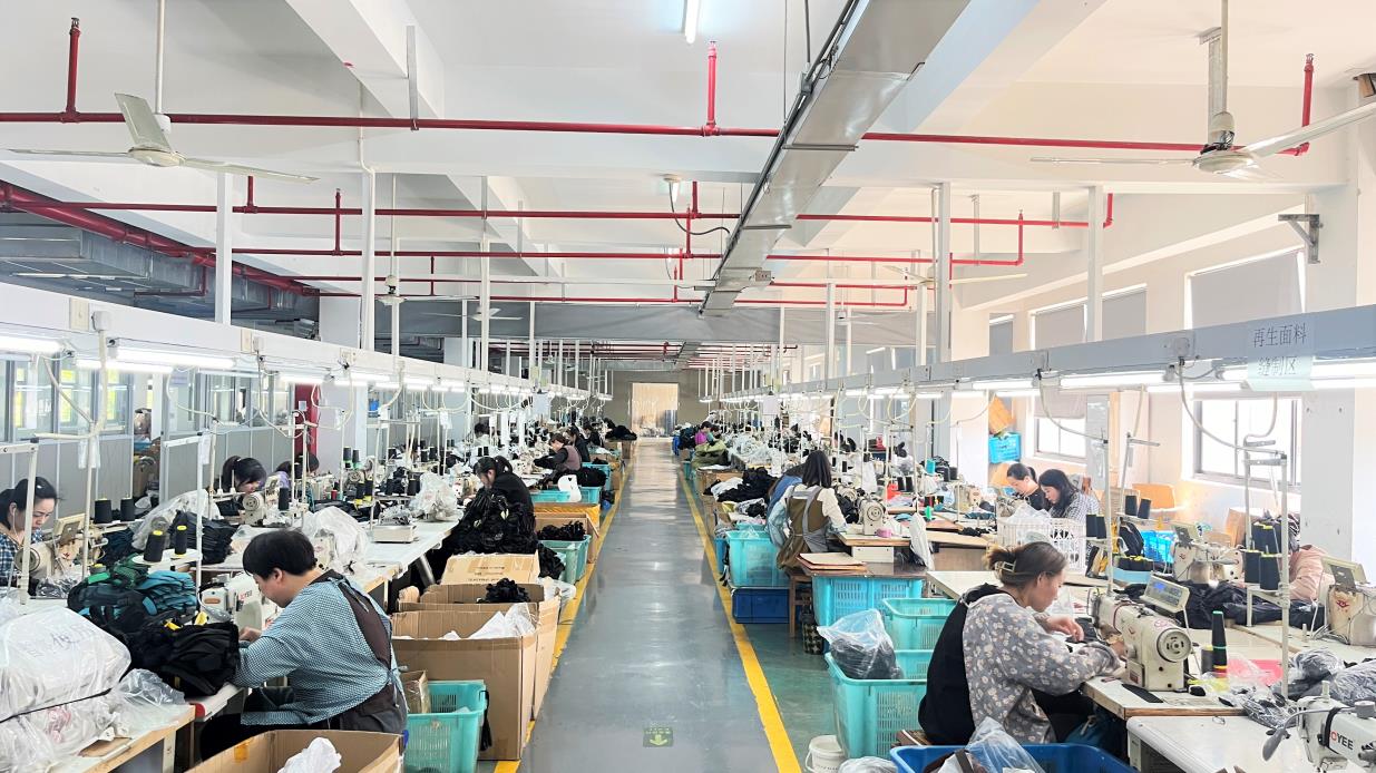 Hangzhou Xinyiyong Trade Co.,Ltd Bags