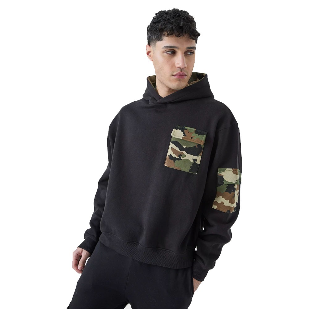 AL FARAJ Pakistan Manufactured Men Black Heavyweight Pullover Hoodie With Camo Print Chest & Sleeve Pocket Men Breathable Hoodies
