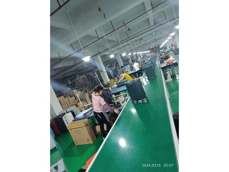 Guangzhou Compass Luggage Bag and Leather Goods Co., Ltd. Trolley suitcase