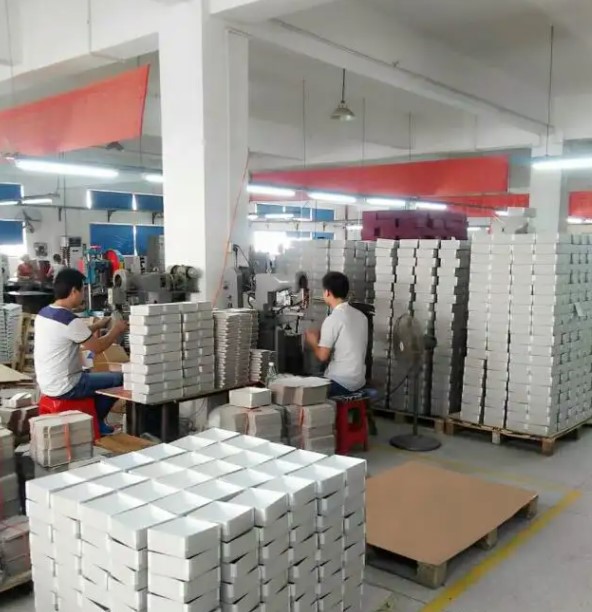 Henan Chengbai Network Technology Co., Ltd. factory image 3