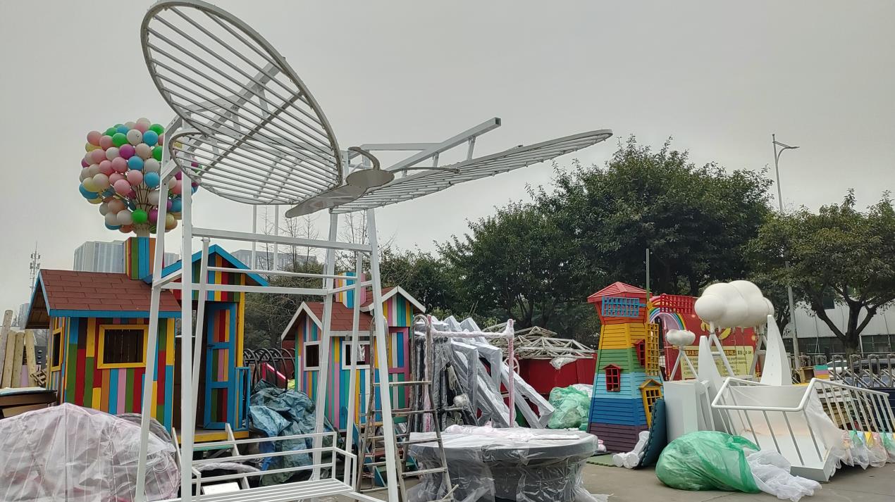 Sichuan Duohuan Cultural and Tourism Co., Ltd. rotating human gyroscope rides