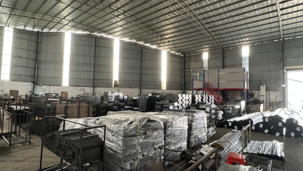 Foshan Liangda Shangchao Shelf Manufacturing Co., Ltd. Gondola Supermarket Shelf