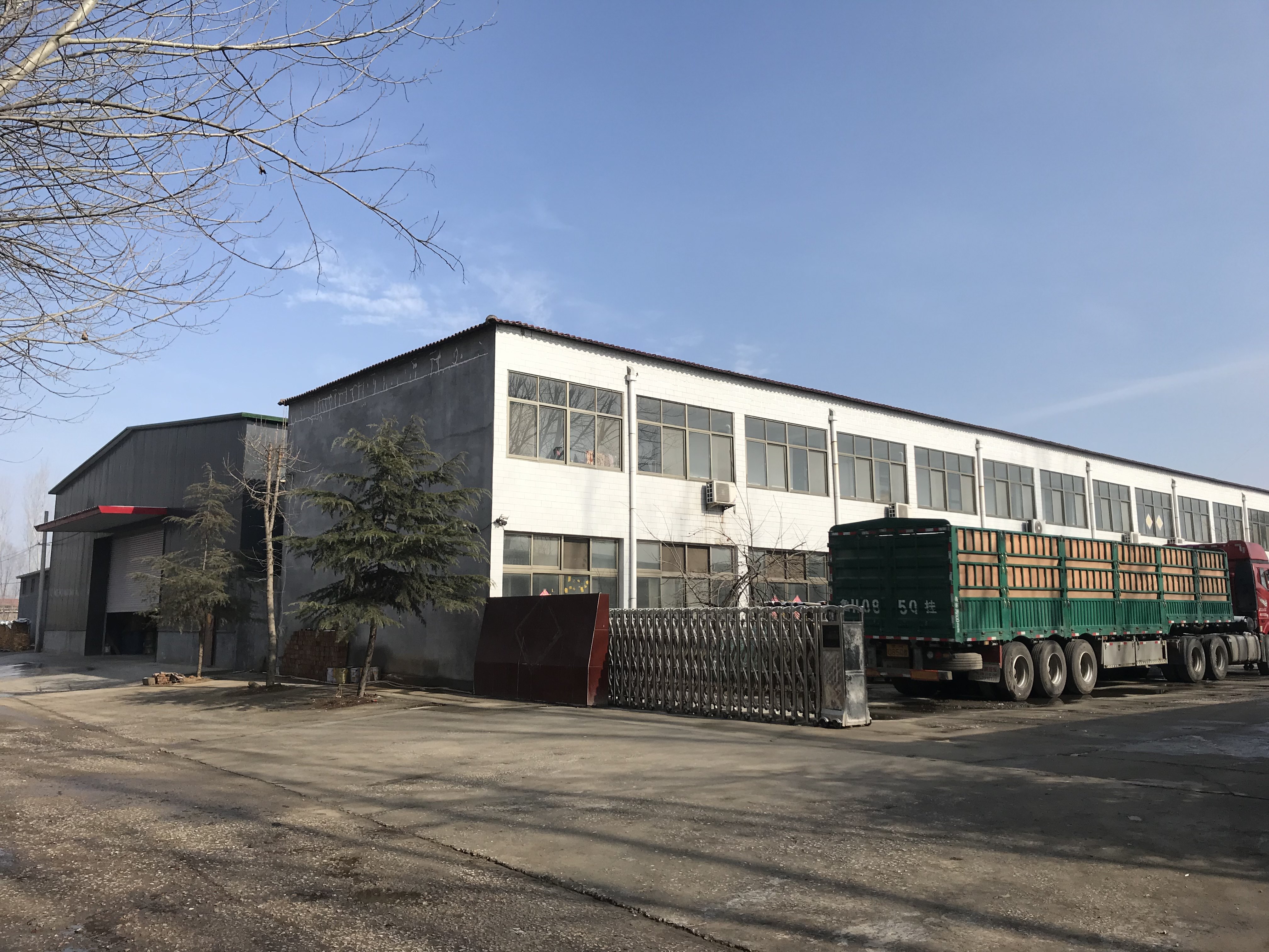 Liangshan Yinxiangxianfeng Science and Trade Co., Ltd. factory image 1