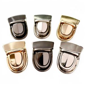 Metal Locks Bag Clasp Catch Buckles For Handbags Shoulder Bags Purse Totes Closures Snap Clasps DIY Craft Bag Accessories
