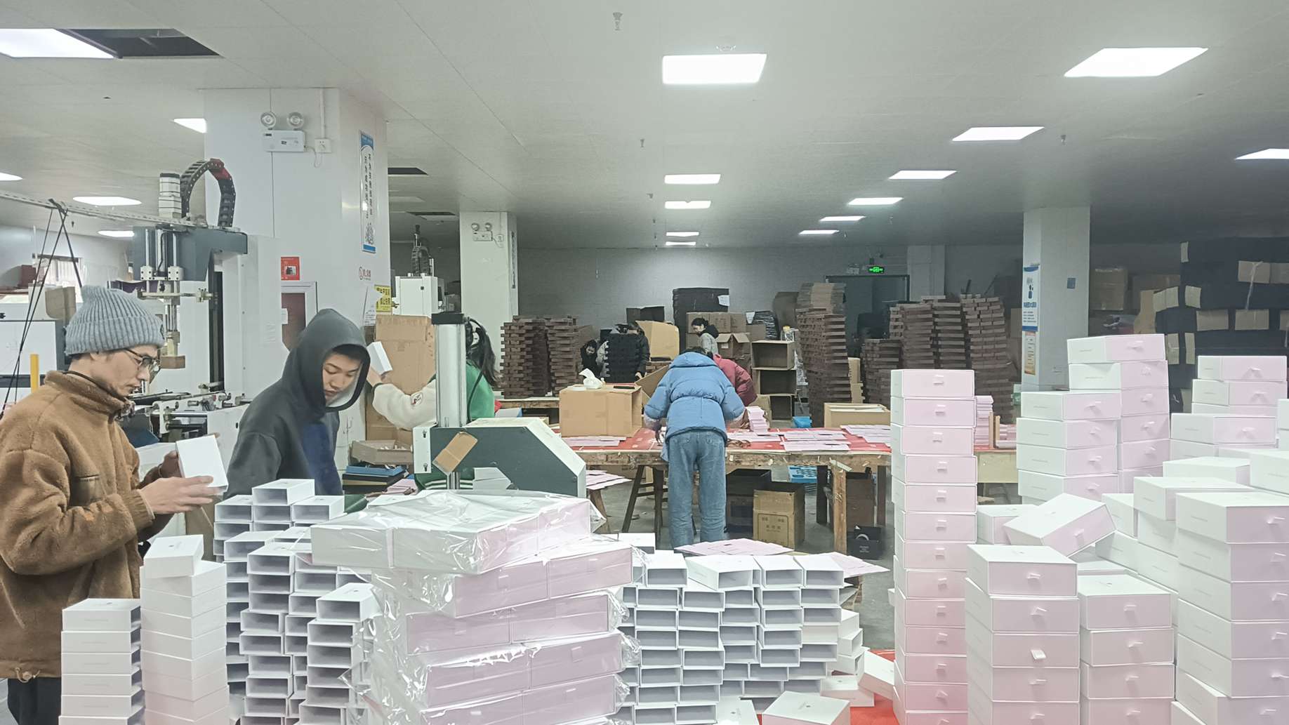 Yiwu Bangdi Packaging Products Co., Ltd. drawstring pouches