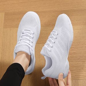 China factory stock OEM custom Girls cheerleading shoes breathable mesh upper dance training cheer shoe