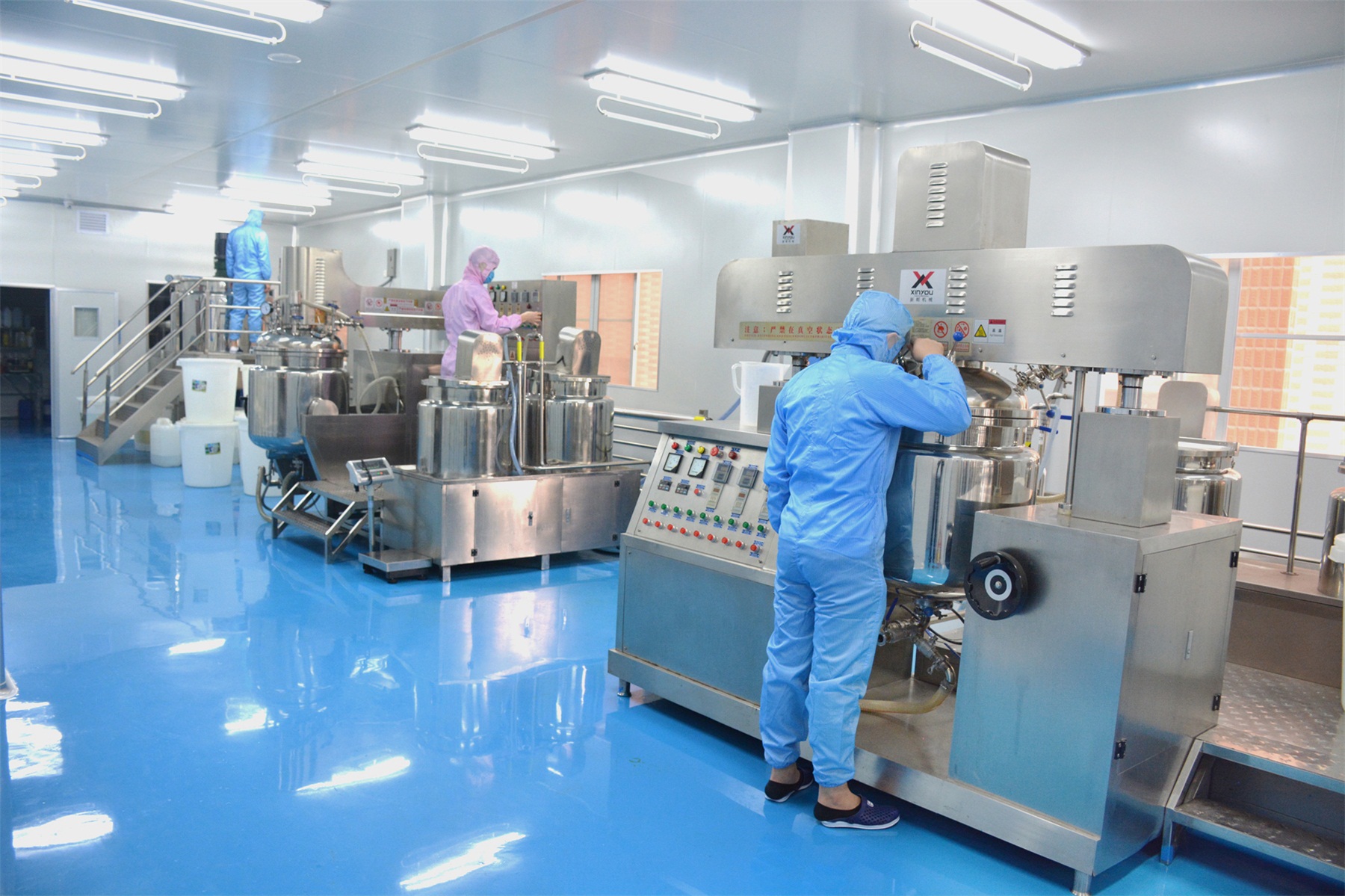 Guangdong Lanqi Cosmetics Manufacturing Co., Ltd. Face Serum