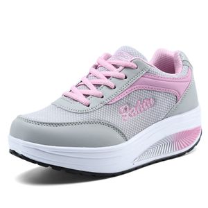 Women's Sneakers Shoes Fashion Women Vulcanized Tennis Shoes High Quality Flats Walking Platform Large Size Zapatillas Mujer