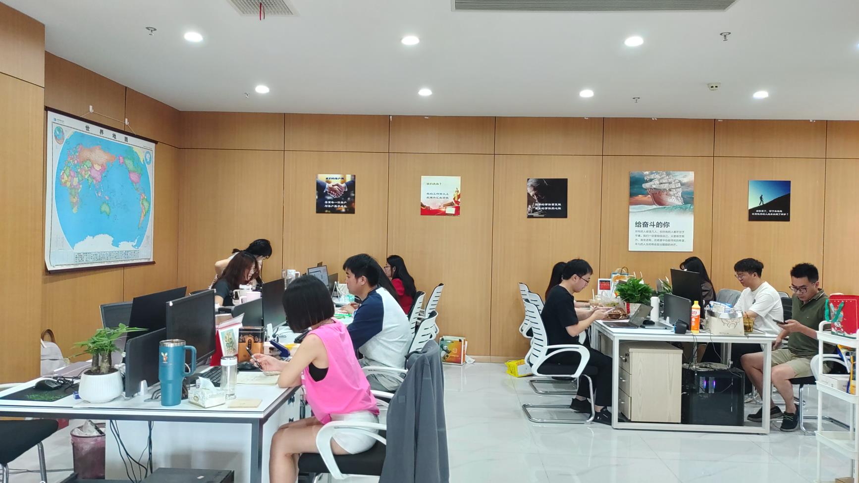 Sichuan Doyoung Trading Co., Ltd. Plastic Water Bottle