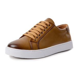 Customize logo hot 2023 Wholesale new lightweight black plus size sneakers outdoor running men sport shoes leather sneakers men