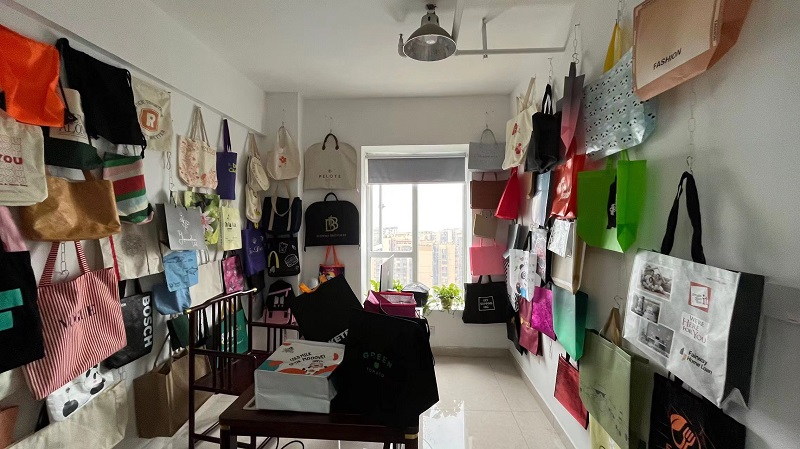 Chengdu Zhihongda Nonwoven Bag Co., Ltd. Shopping Bag