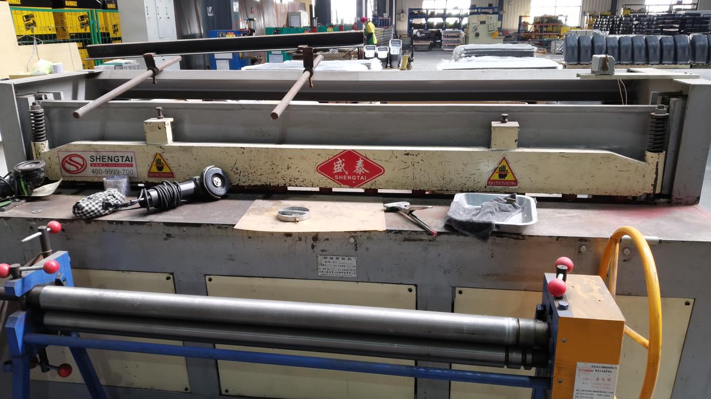 Du-Hope International Group Miter Saws