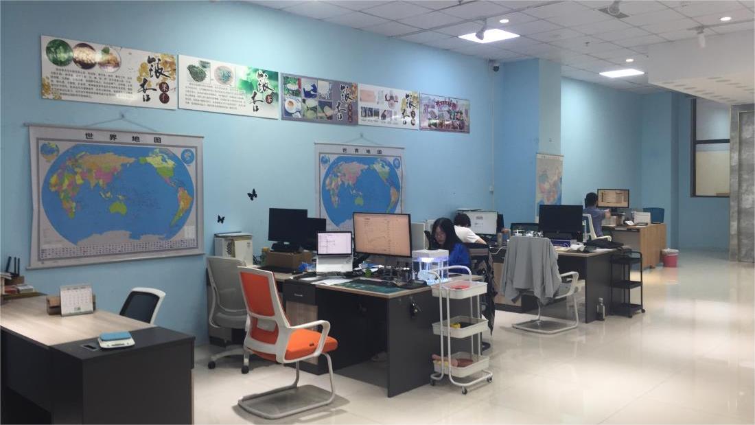 Linyi Steely Metal Co., Ltd. Display Shelves