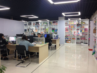 Yiwu Qida Electronics Co., Ltd. LED toys