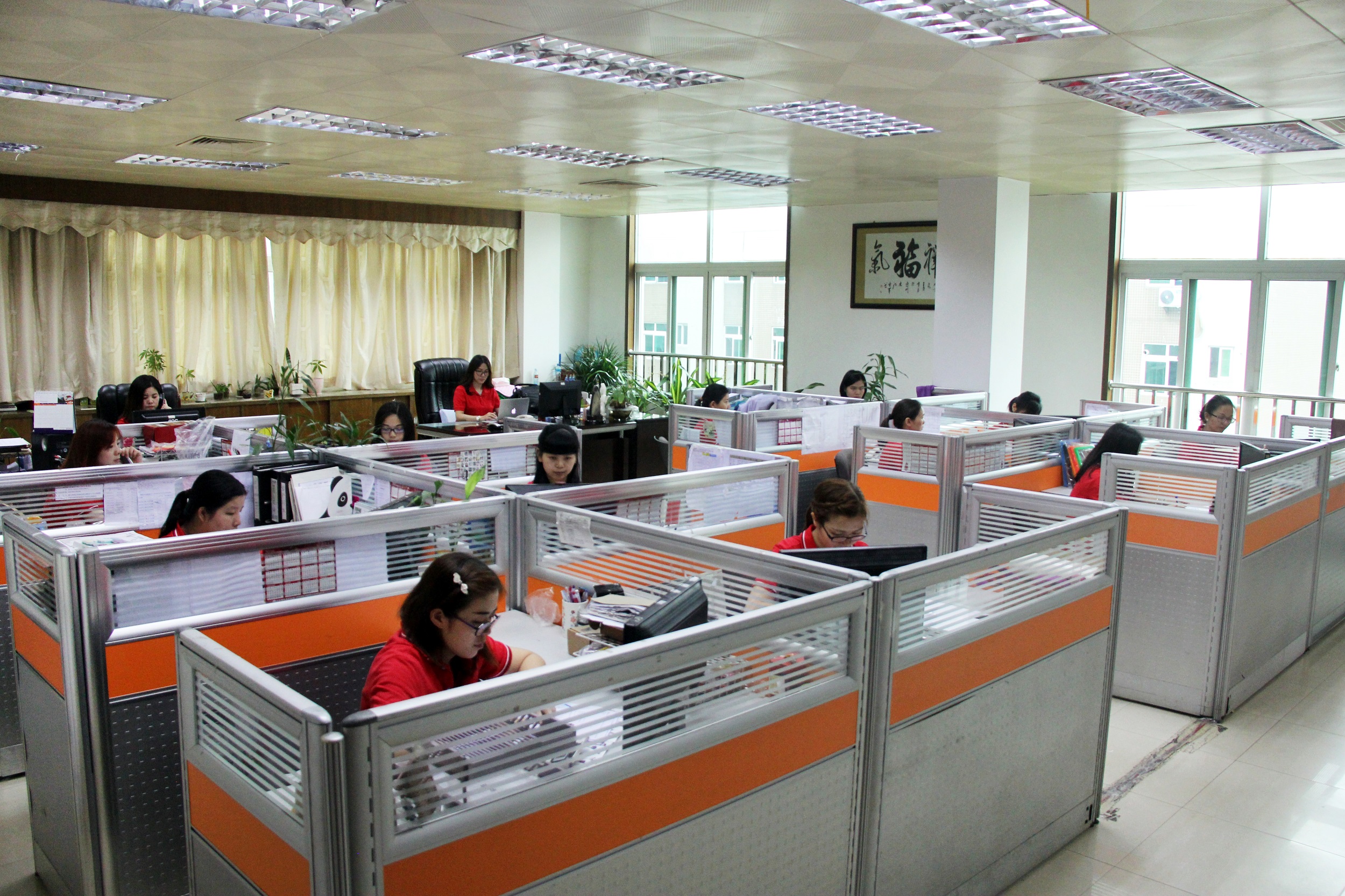 Bensun Plastic Metal Products Co., Ltd. Resin Ornaments
