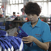 Tsingtao Hotsch Caps Co. Ltd trucker hats