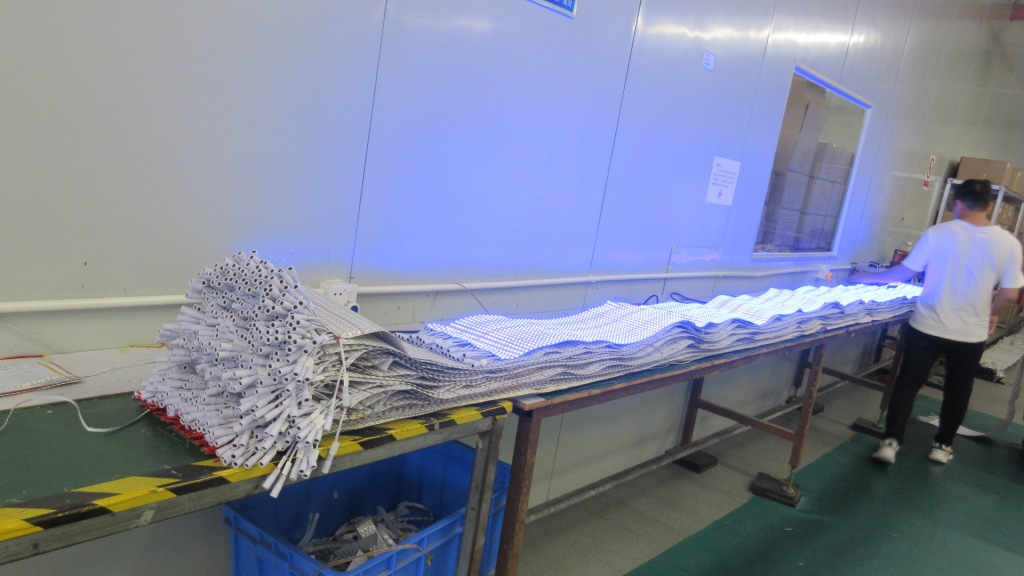 Guangzhou Houde Lighting Appliance Co., Ltd. Flexible LED Strips