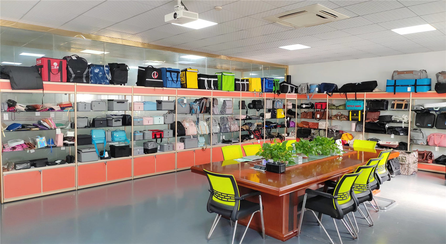 Shenzhen Yu Fu Hua Handbag Products Co., Ltd. Storage Bag