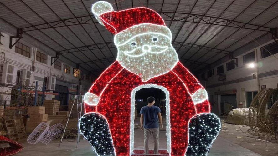 Yiwu Sunrise Art & Craft Co., Ltd. Giant Christmas trees