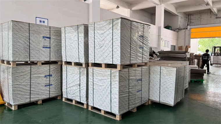 Hangzhou First Packaging Products Co., Ltd. Paper Cardboard Hanger