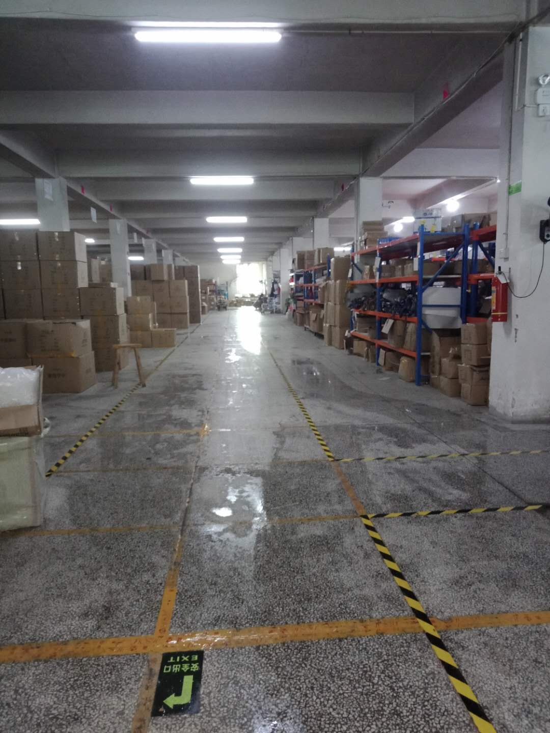 Yiwu Mingji Imp & Exp Co., Ltd. gift set