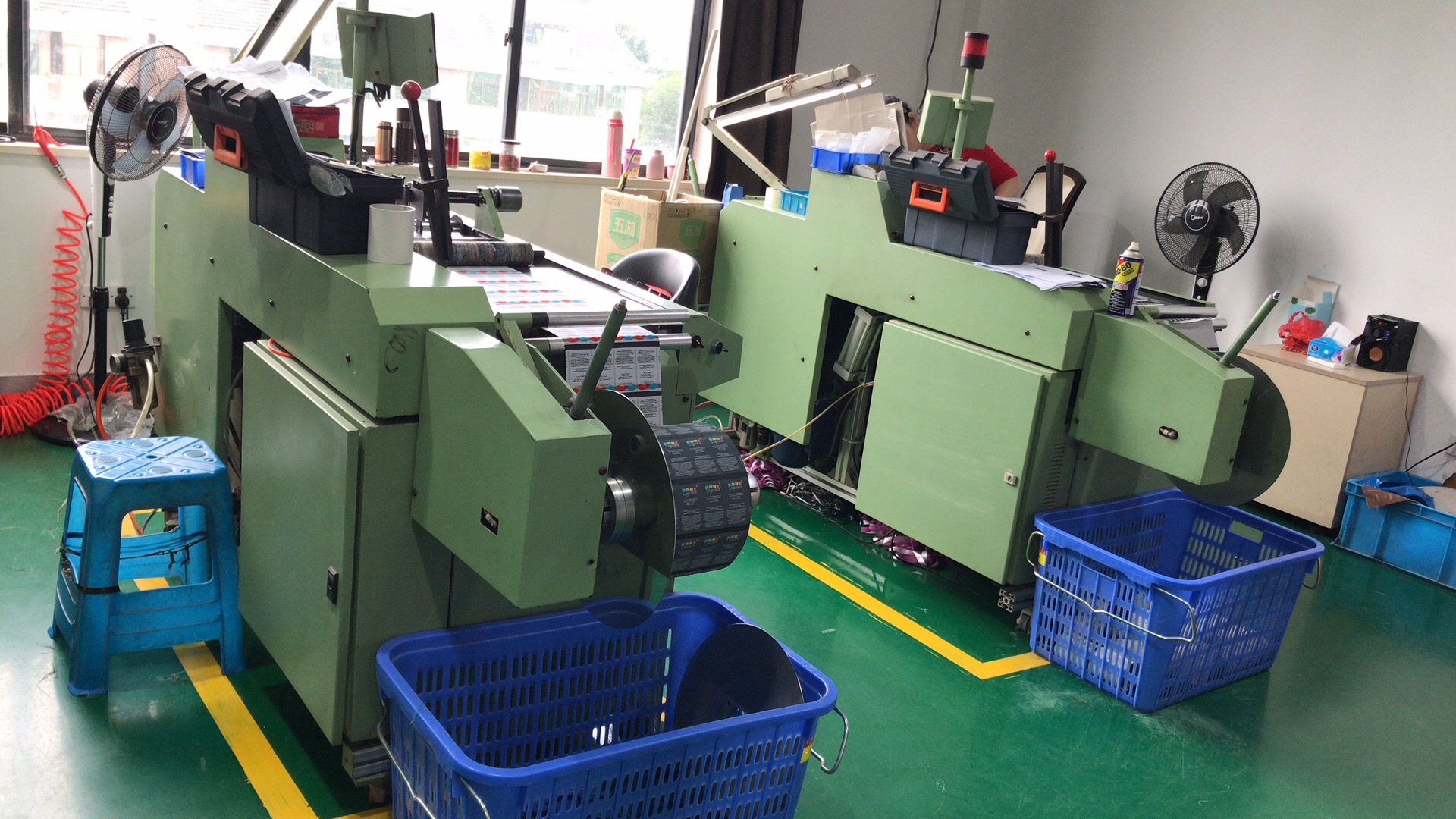 Hangzhou Jinxian Supply Chain Co., Ltd. Garment sequins