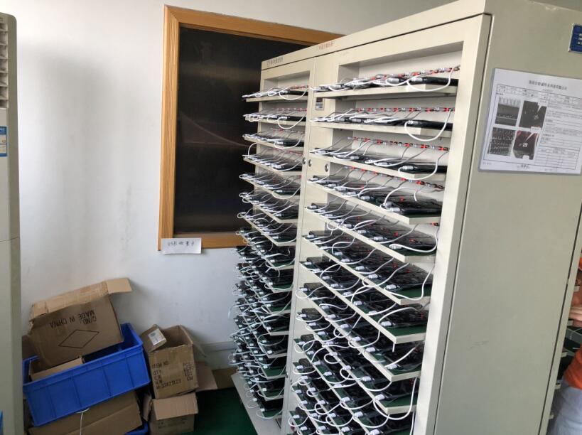 Shenzhen Hongzi Technology Co., Ltd. Phone cases