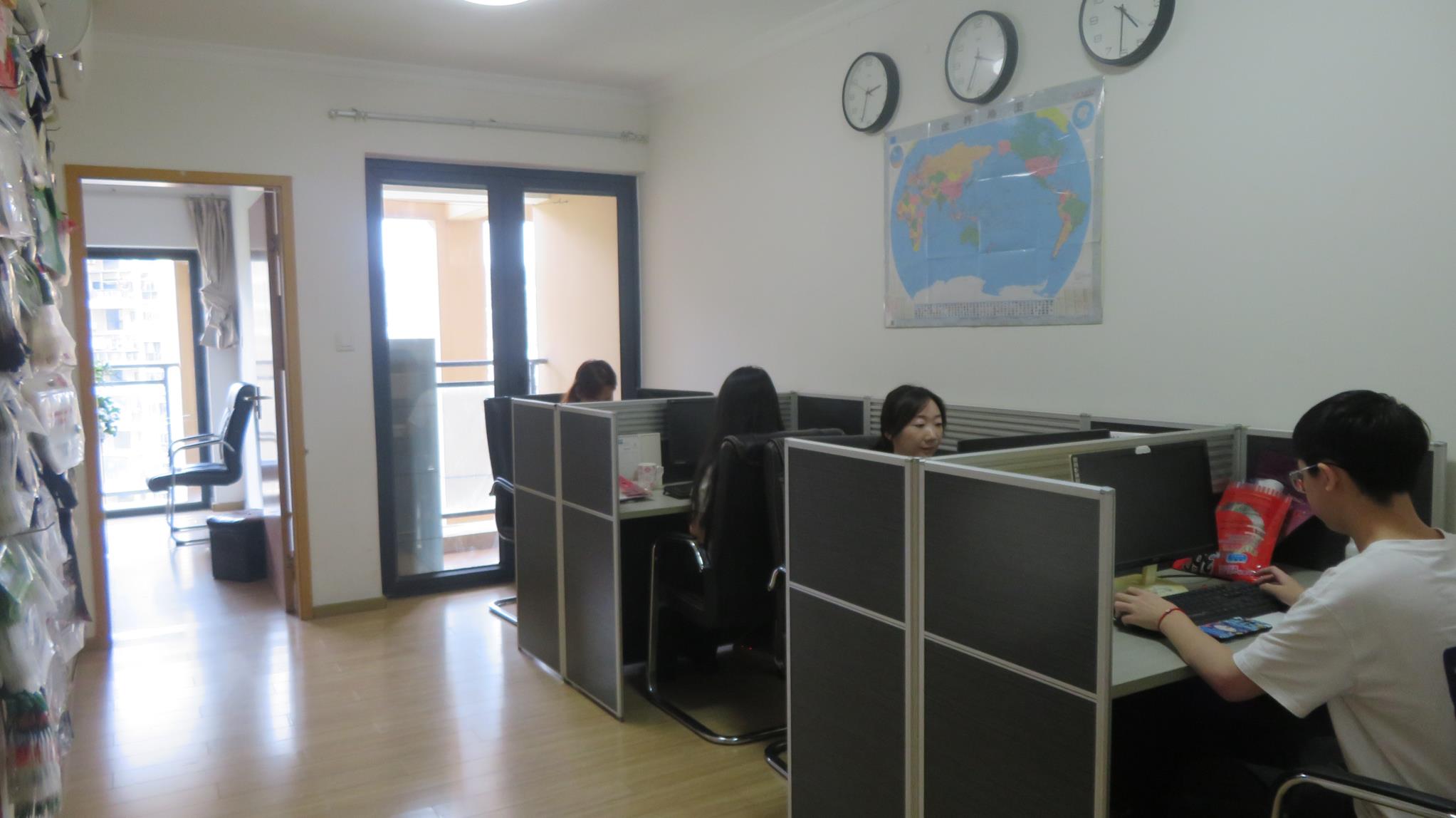 Shenzhen Haoxiang Trade Co., Ltd. spout pouches