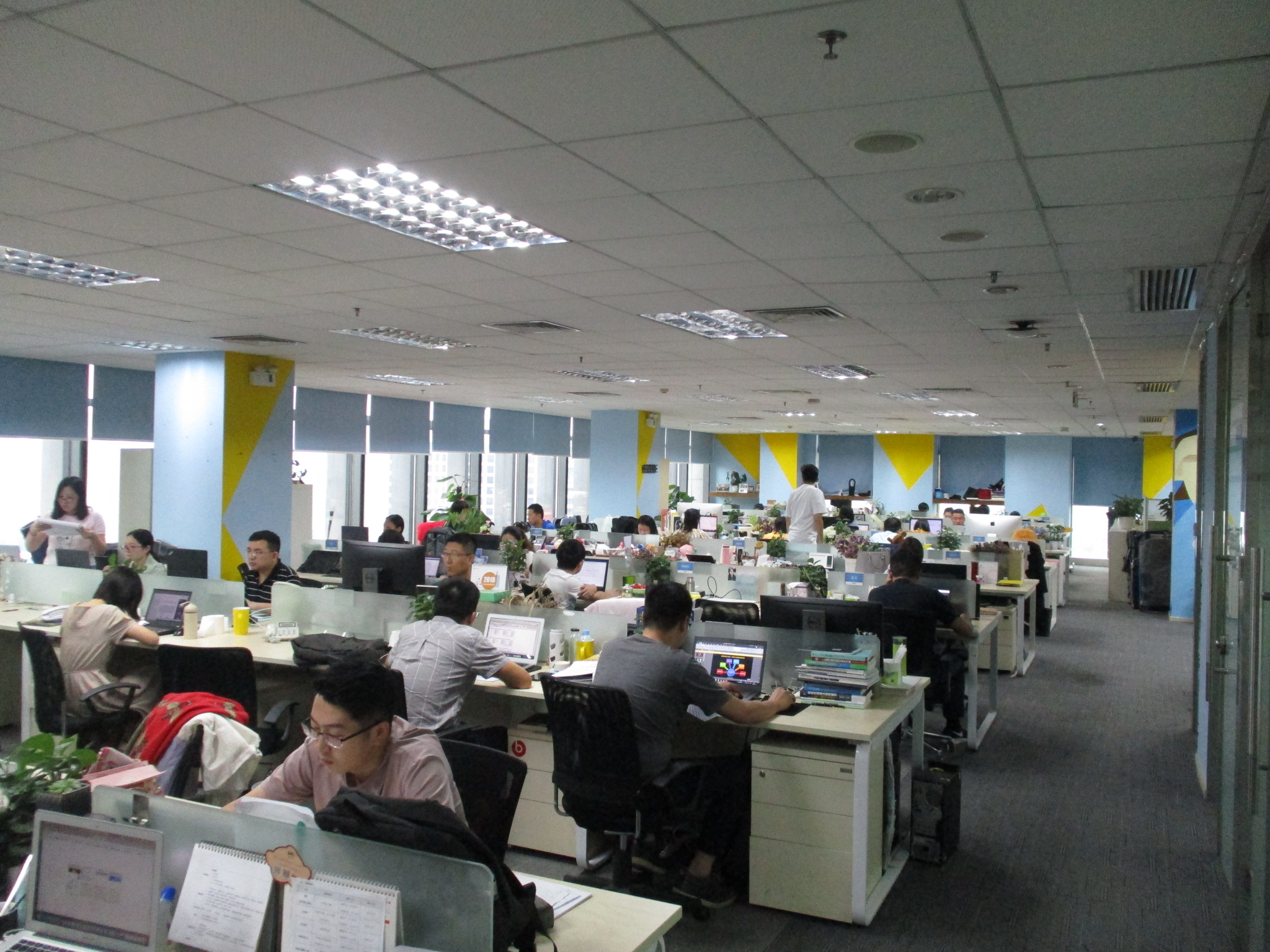 Guangzhou Runlin Trading Co., Ltd. Tinplate Empty Can