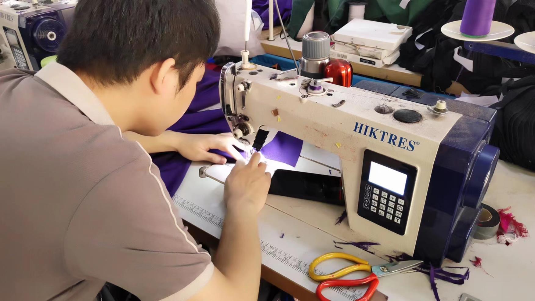 Dongguan Humen Hongyi Clothing Factory Tennis uniforms