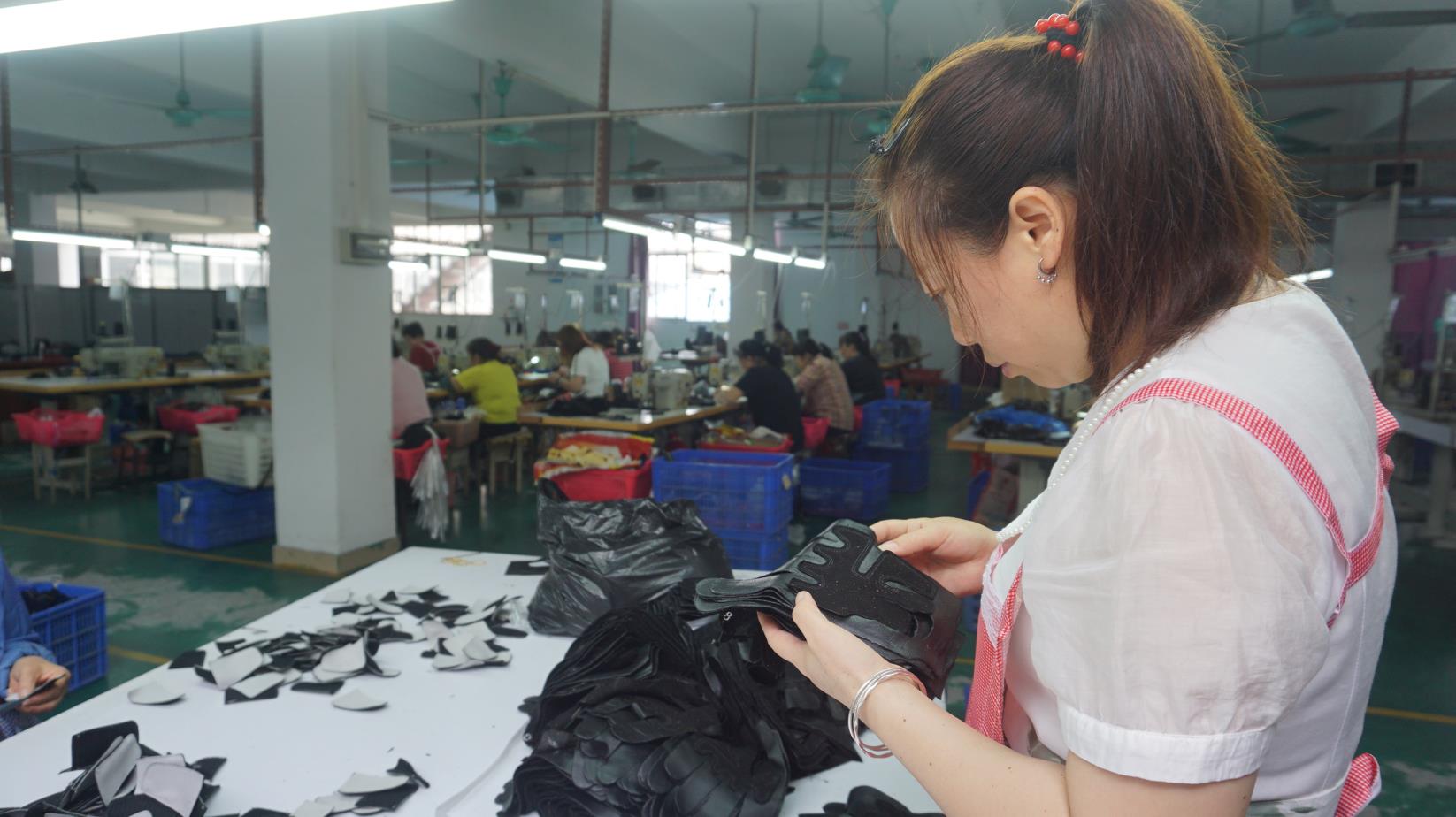 Guangzhou Master Gloves Co., Ltd. Duck Canvas Durable Performance Gloves