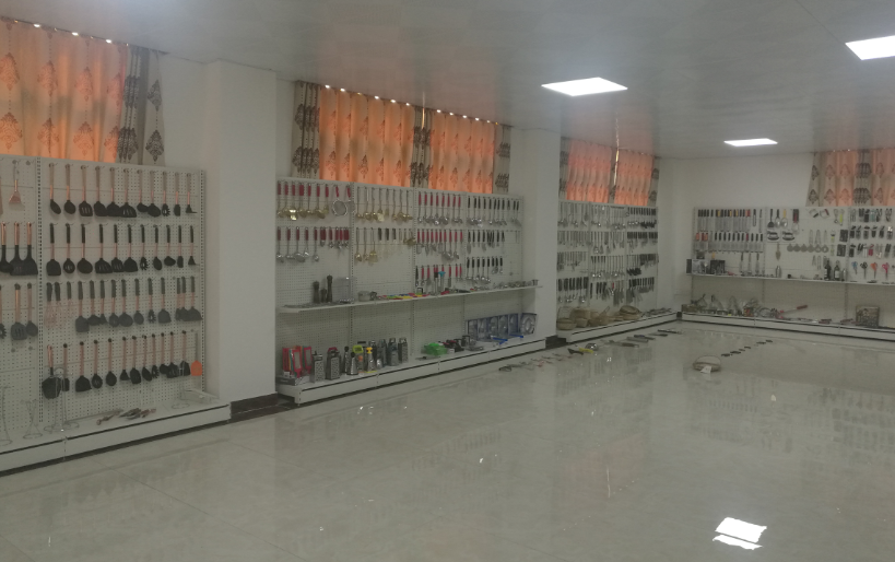 Yangjiang Jiangcheng Xingmao Industry and Trade Co., Ltd. Kitchen Utensils