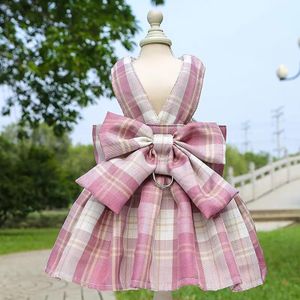 Wholesale hot selling Plaid Dog Dress Bow Tie Harness Leash Set Spring Summer Puppy Cute Princess Dog Dresses
