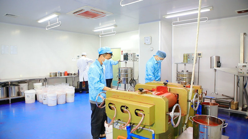 Guangzhou Heyue Biotechnology Co., Ltd. Lip gloss