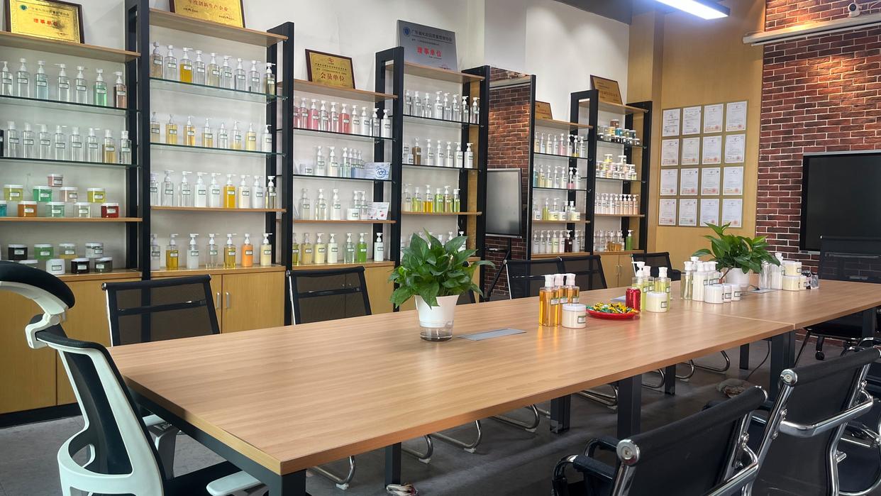 Pps (guangzhou) Information Management Co., Ltd. perfume