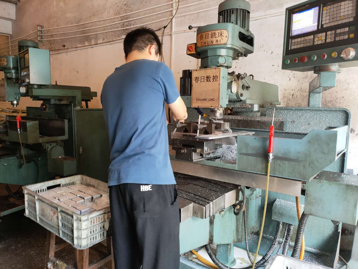 Foshan Nanhai Ruifeng Hardware Products Factory cabinet handles