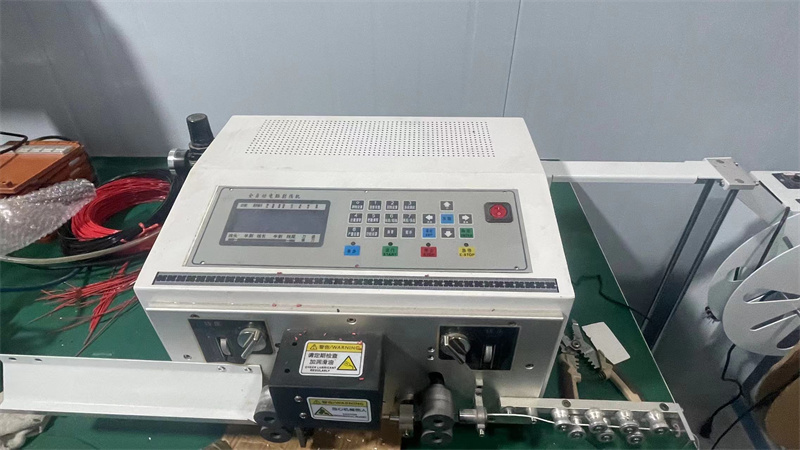 Changsha Tongxin Stage Lighting Manufacturer Co., Ltd. Cold Spark Machine