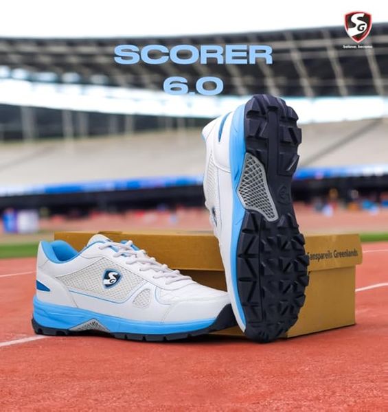 High Demand SG Brand Professional Cricket Shoes Custom Batting Rubber Spikes Non Slip Fitness Shoes OEM ODM Men Cricket Footwear