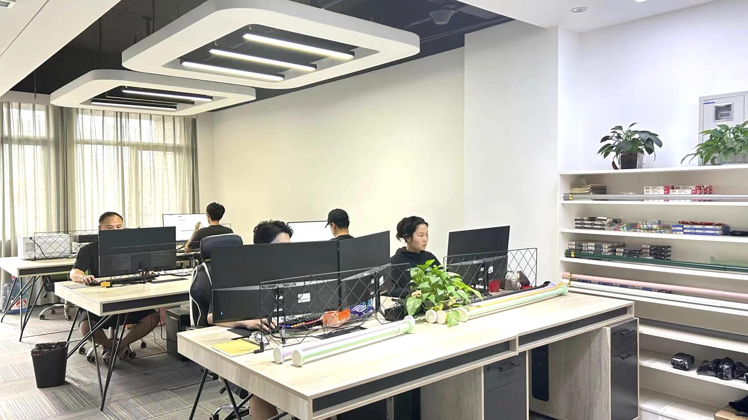 Hangzhou Yarun Houseware Co., Ltd. Telescopic Rod