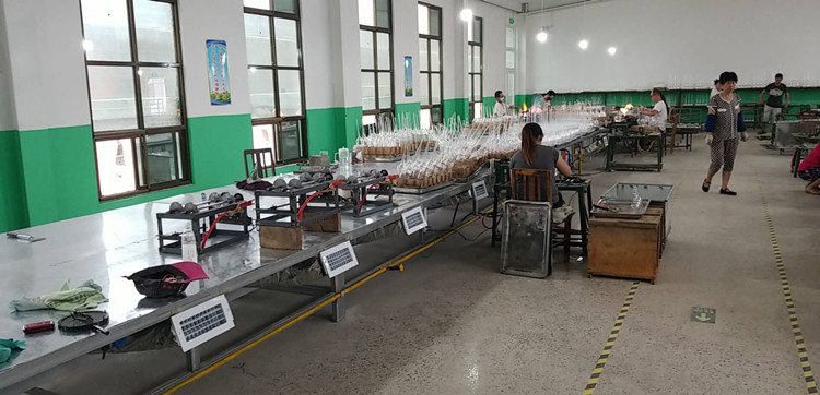 Cangzhou Zhichen Trade Co., Ltd. glass jar