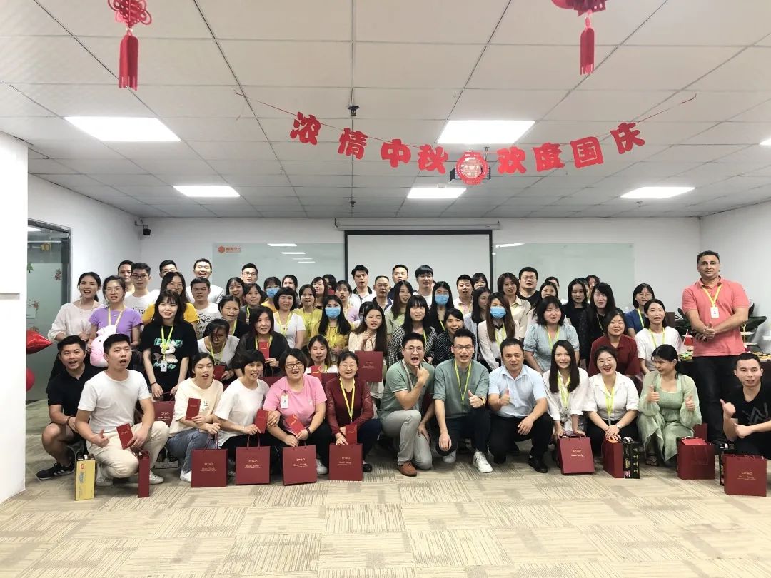 Dong Guan Aromatec Top Packaging Manufacturering perfume caps