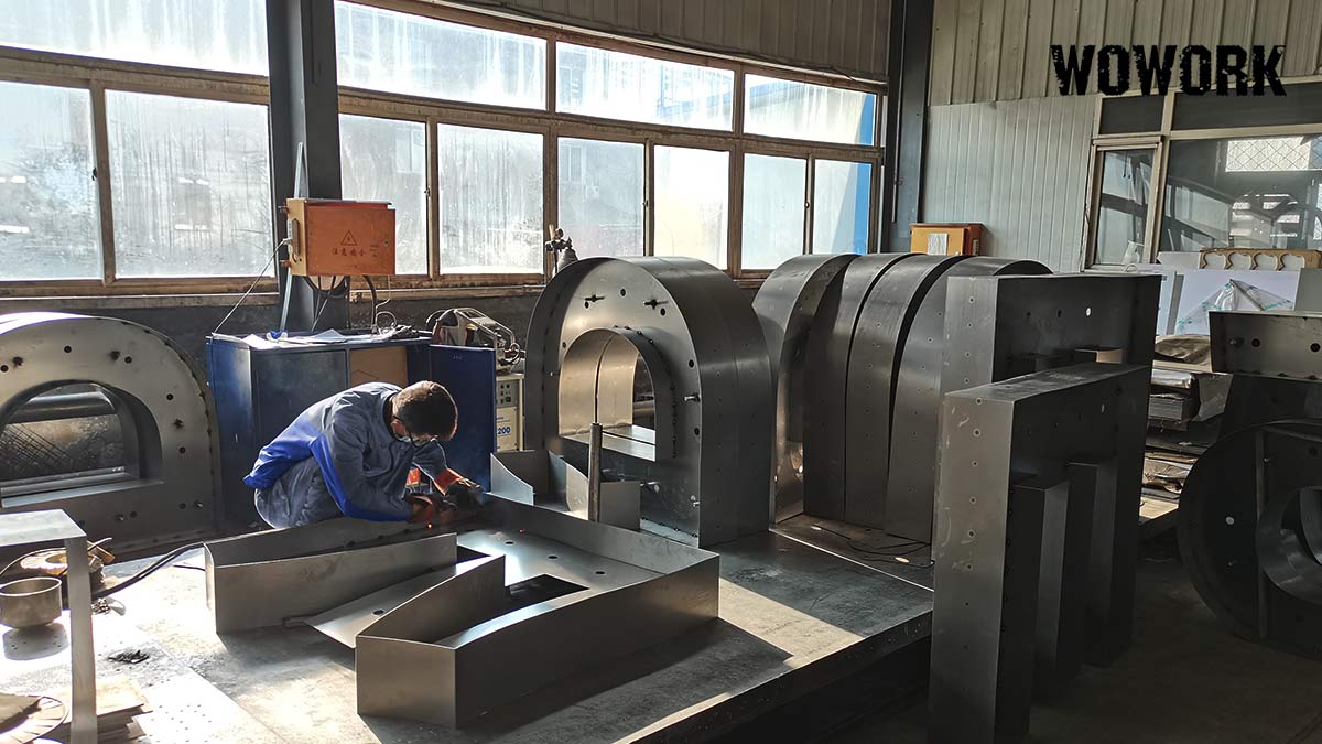 Fushun Lusheng Machine Co., Ltd. factory image 1