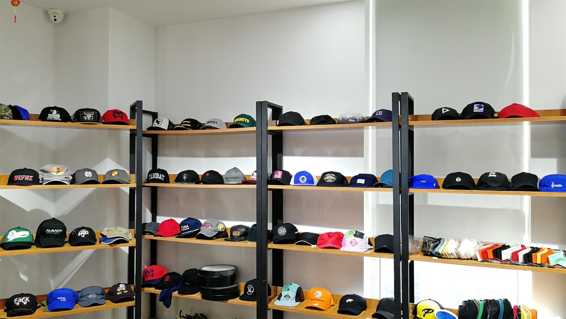 Baoding Aoyou Trading Co., Ltd. Snapback Caps