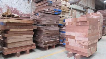 Dongguan Qiansheng Wooden Art Co., Ltd. Wooden Watch Box