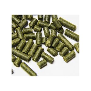 Wholesale Alfalfa Hay Pellet High-Protein Animal Feed for Fish Dogs Cattle Pigs in Bag Packaging for Export