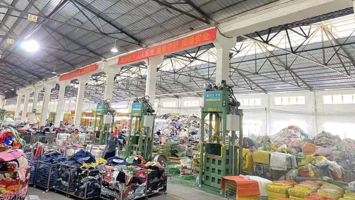 Guangzhou Longxiangzhi Trading Company Limited factory image 4