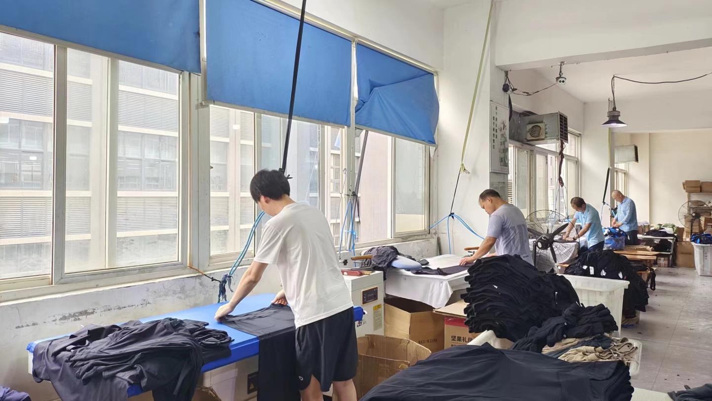 Xiamen Lang Xiao Technology Co., Ltd. Athletic bags