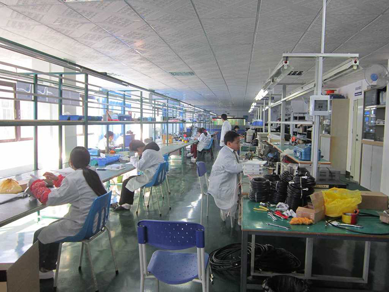 Wolves Team Limited factory image 6